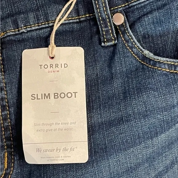 🅽🅴🆆 ＴＯＲＲＩＤ slim boot cut jeans, women’s plus size 24R