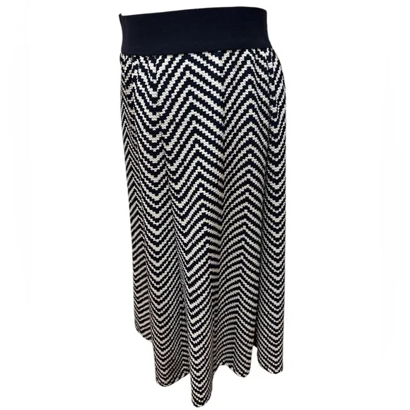 3 PCS BLUE &amp; WHITE MIDI &amp; MAXI SKIRTS FOR ALL OCCASIONS TATTERSALLS &amp; CHEVRON