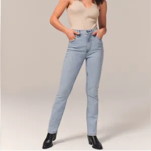 Abercrombie &amp; Fitch 90’s Slim Straight Ultra High Rise Denim Jeans Size 26/2 XS