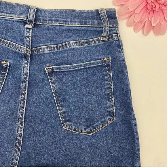 Abercrombie &amp; Fitch Curve Love Ultra High Rise Stretch Flare Jeans Dark Wash