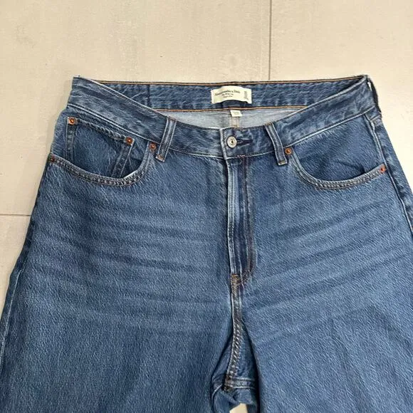 Abercrombie &amp; Fitch Lightweight Comfort Stretch  High Rise Wide Leg Jean Size 31