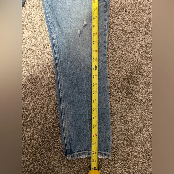 Abercrombie and Fitch The Skinny High Rise Distressed Denim Jeans Size 27/4s NWT
