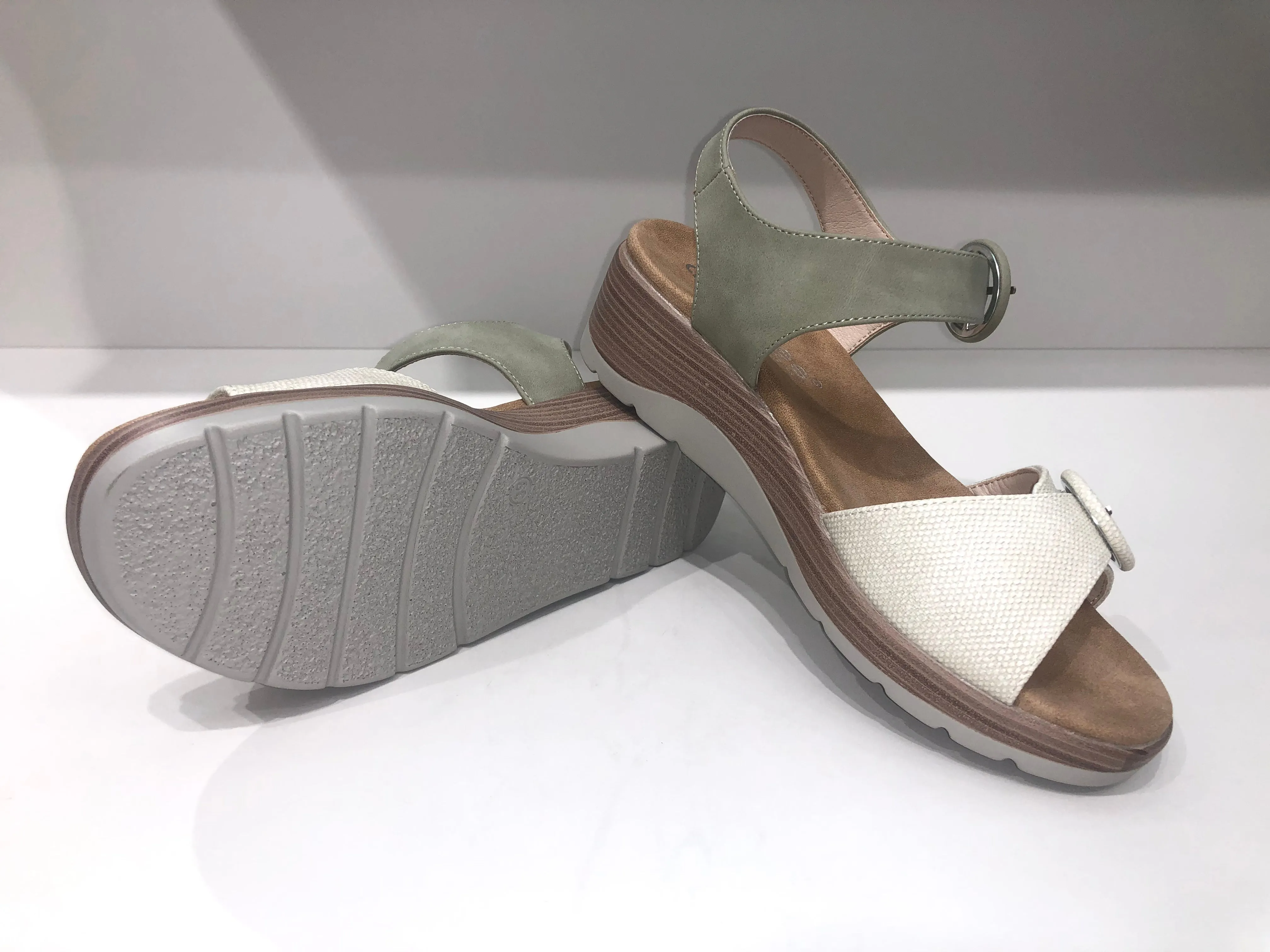 ABZ26568 GREEN