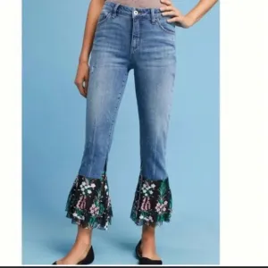 Anthropologie Pilcro and the Letterpress Flare Flounce Floral Hem Jeans Size 30‎