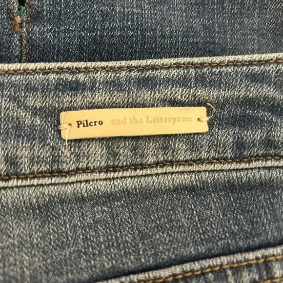 Anthropologie Pilcro and the Letterpress Flare Flounce Floral Hem Jeans Size 30‎