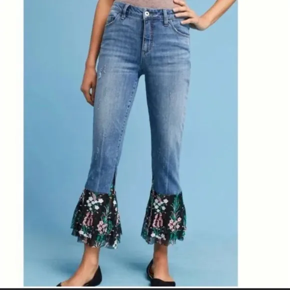 Anthropologie Pilcro and the Letterpress Flare Flounce Floral Hem Jeans Size 30‎