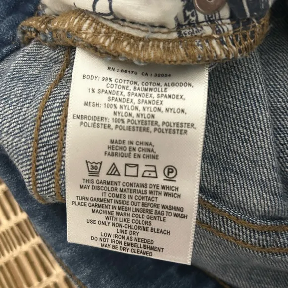 Anthropologie Pilcro and the Letterpress Flare Flounce Floral Hem Jeans Size 30‎