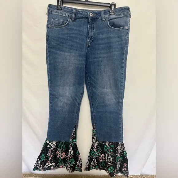 Anthropologie Pilcro and the Letterpress Flare Flounce Floral Hem Jeans Size 30‎