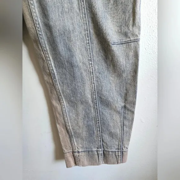 ANTHROPOLOGIE Pilcro Ultra High Rise Cropped Jeans,Grey/Peach Acid Wash, Size 26