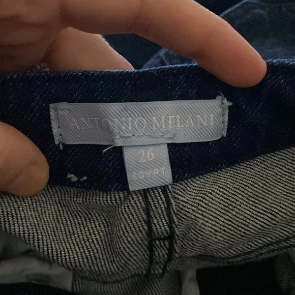 Antonio Melani Veronica Mid Rise Flare Jeans in Dark Wash Size 26
