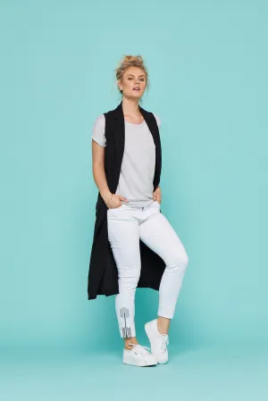 Archer White