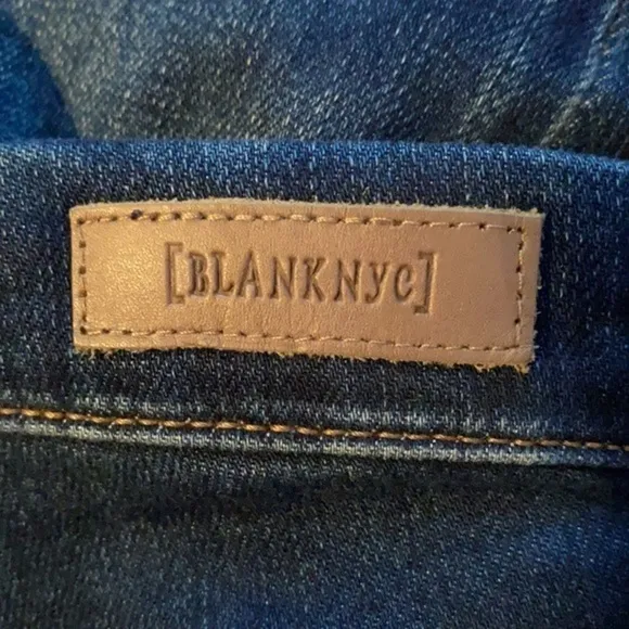 Blank Denim Mid Rise‎ Skinny Distressed Jeans Size 31