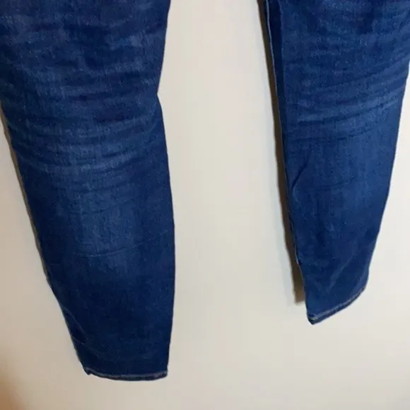 Blank Denim Mid Rise‎ Skinny Distressed Jeans Size 31