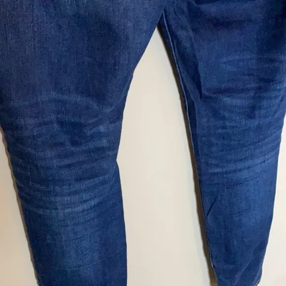 Blank Denim Mid Rise‎ Skinny Distressed Jeans Size 31