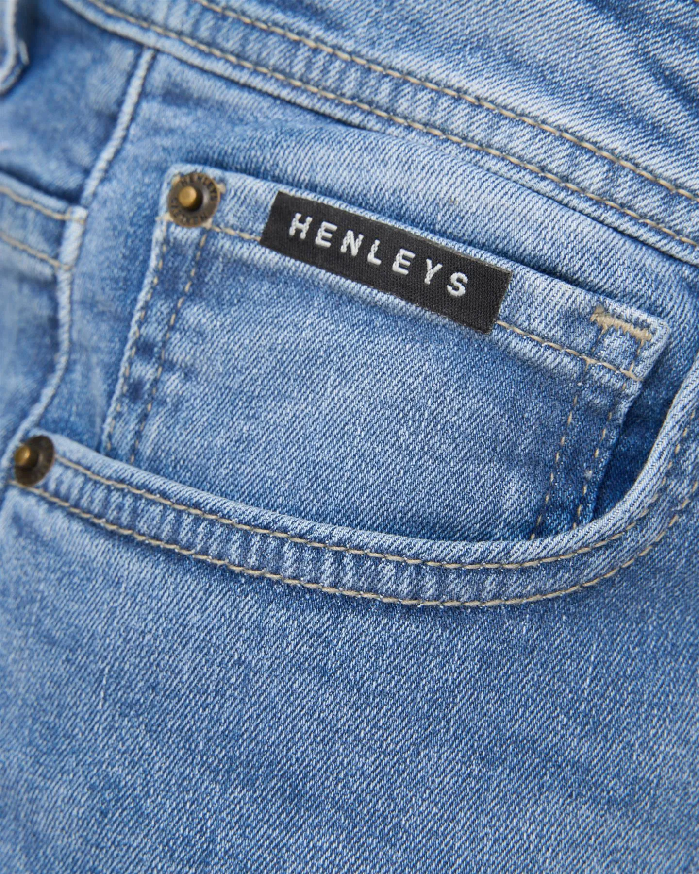 Breeze Straight Fit Jeans Light Wash