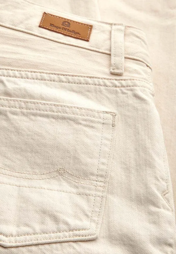 Caroline in clean recycled ecru