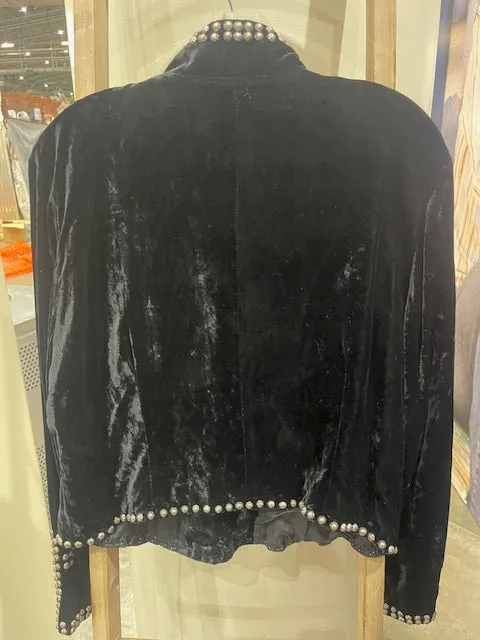 CF21-17 VELVET JKT W/STUDS & STUD CROSS ON SLEEVE