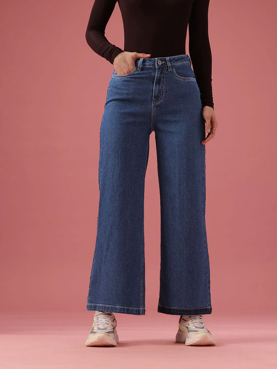 DressBerry Women Wide Leg High-Rise Light Fade Stretchable Jeans