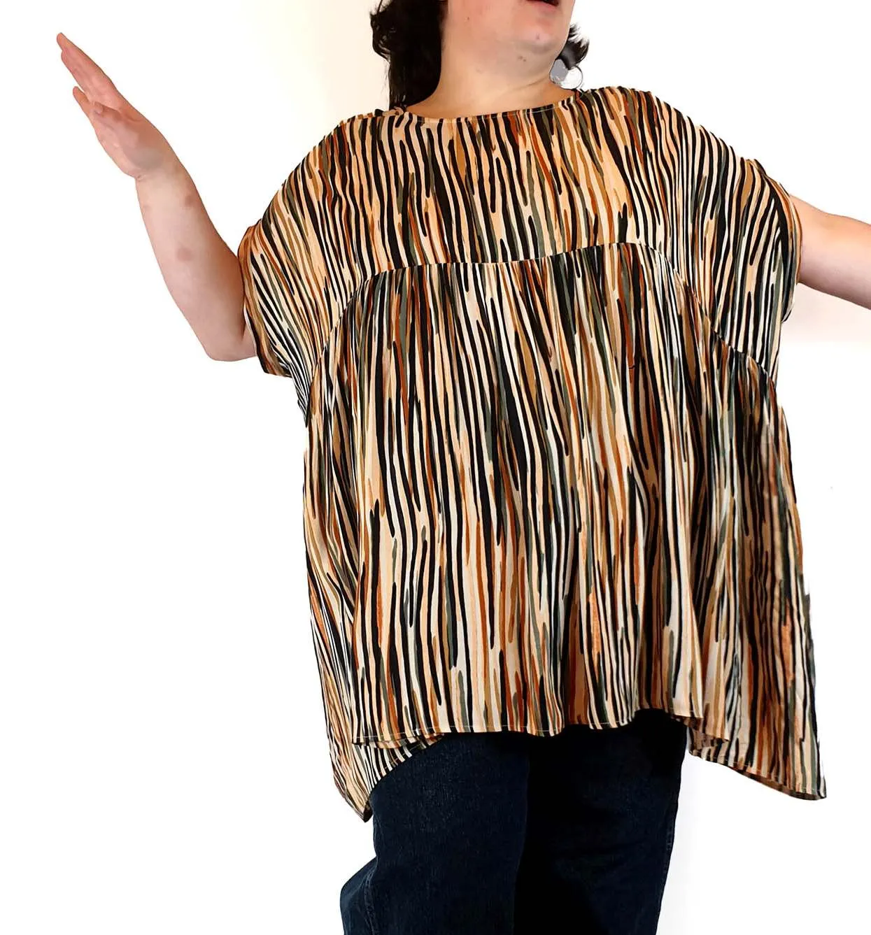 Eb & Ive autumanl print top one size, fits most