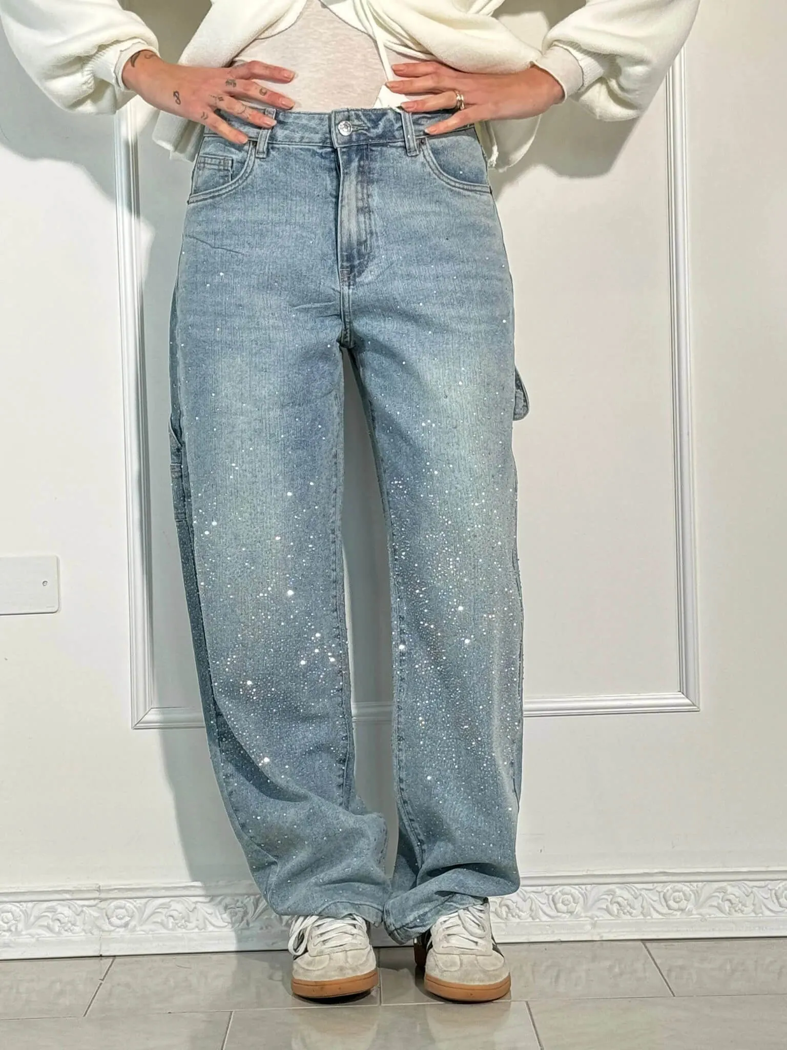 Elegant Jeans with Glamour