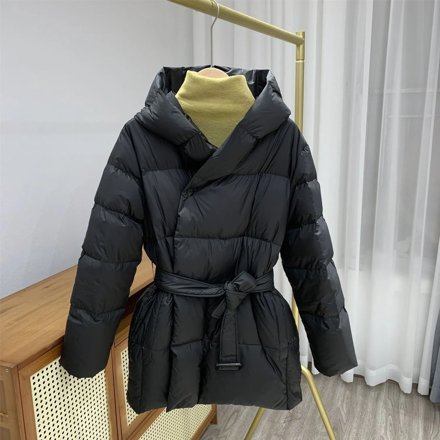 Eliara - Belted Winter Coat