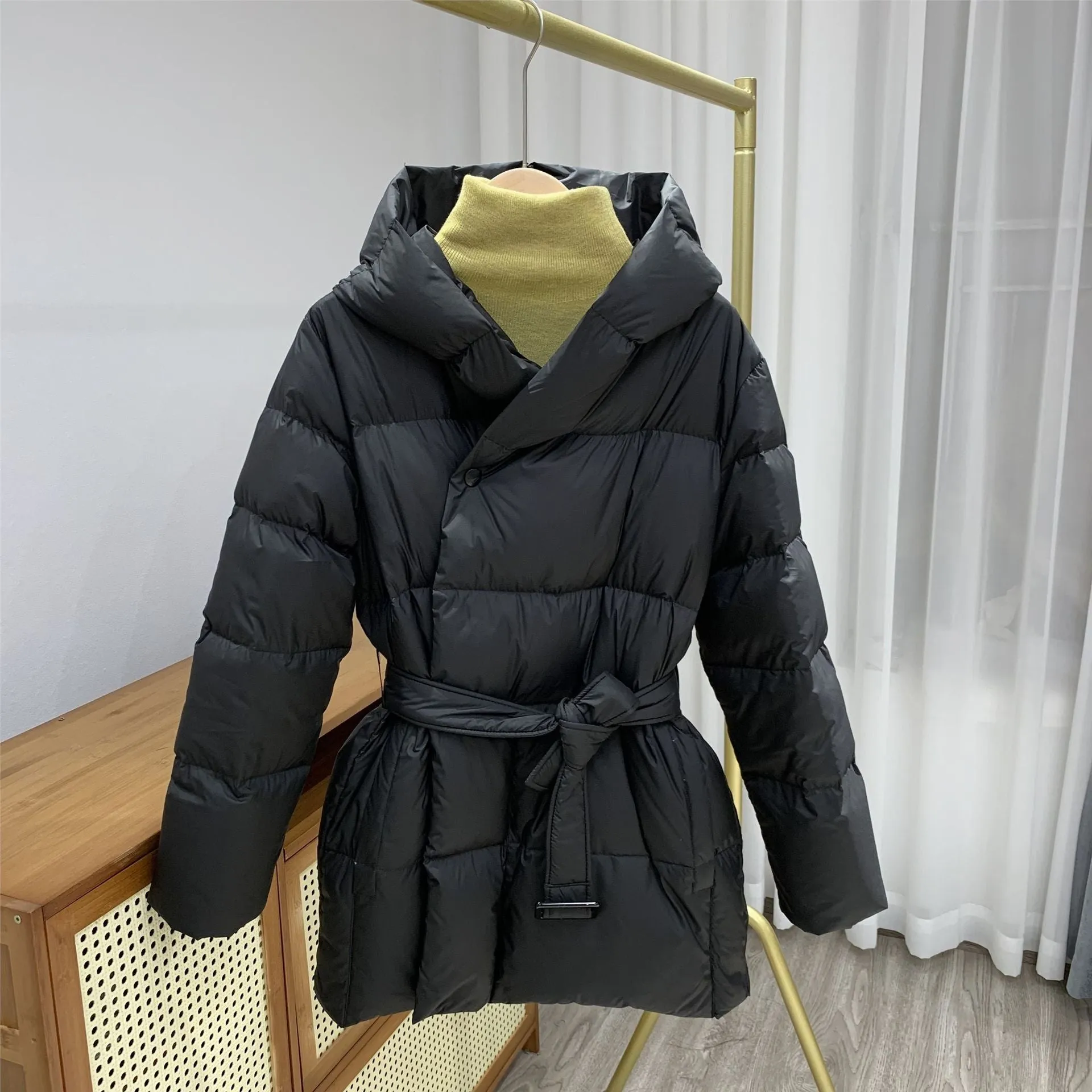 Eliara - Belted Winter Coat