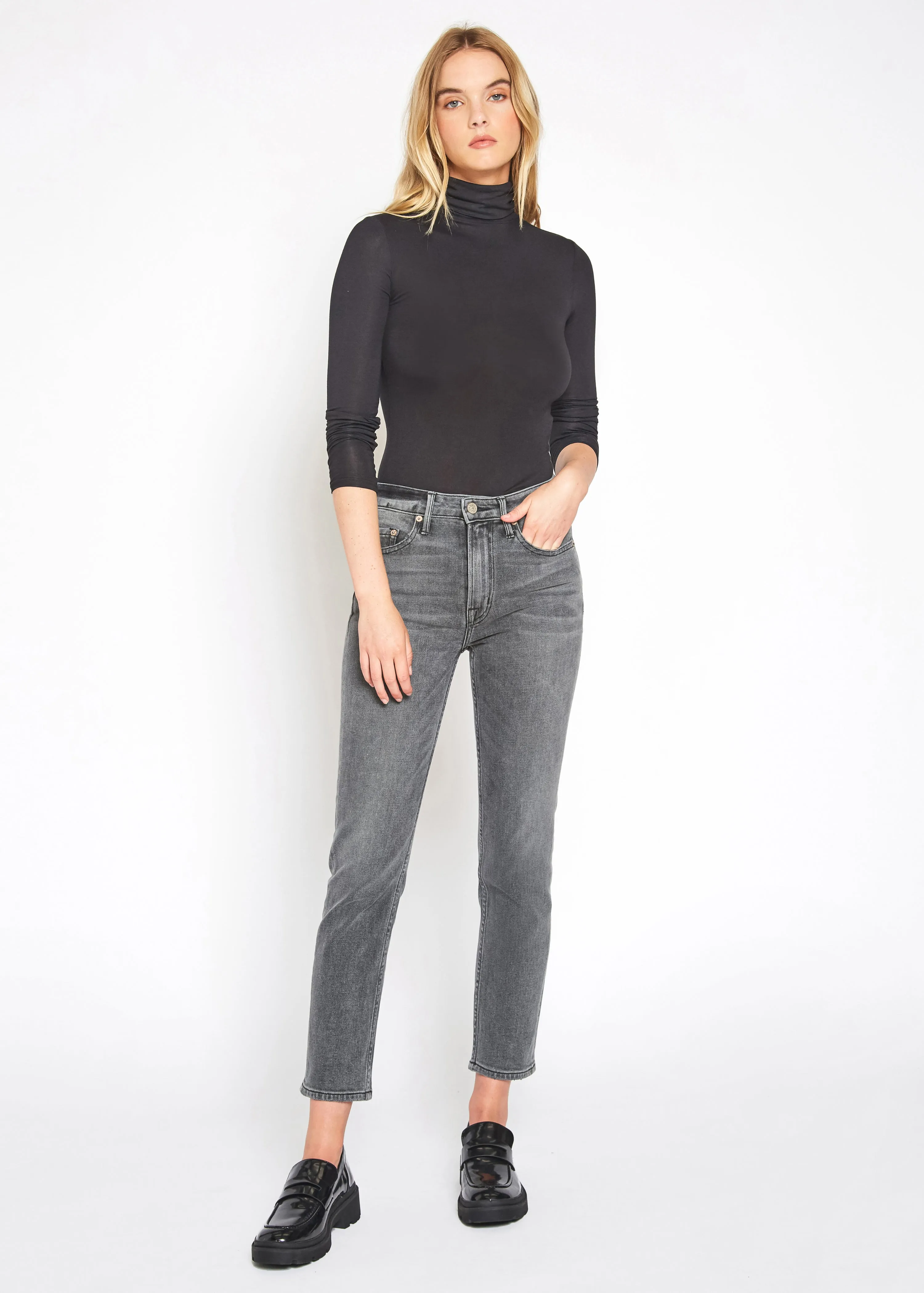 Eve High Rise Crop Slim Straight