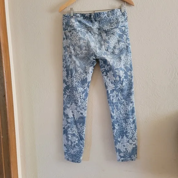 Free People, Hawaiian Floral Skinny Jeans,‎ Size 27