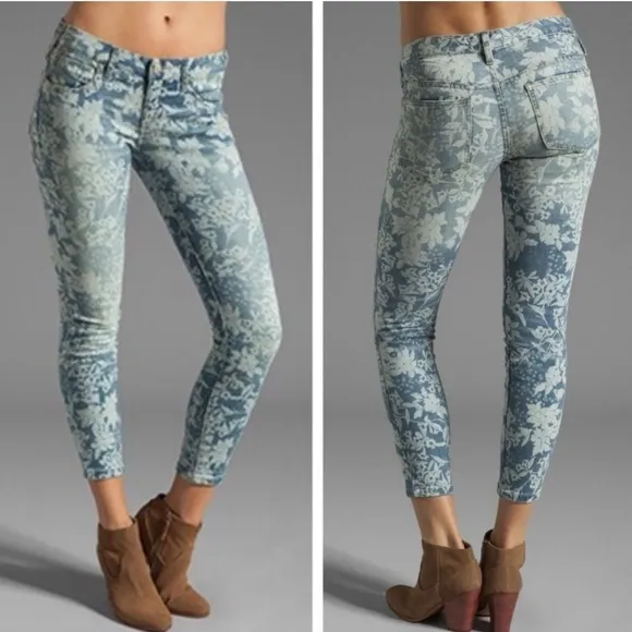 Free People, Hawaiian Floral Skinny Jeans,‎ Size 27