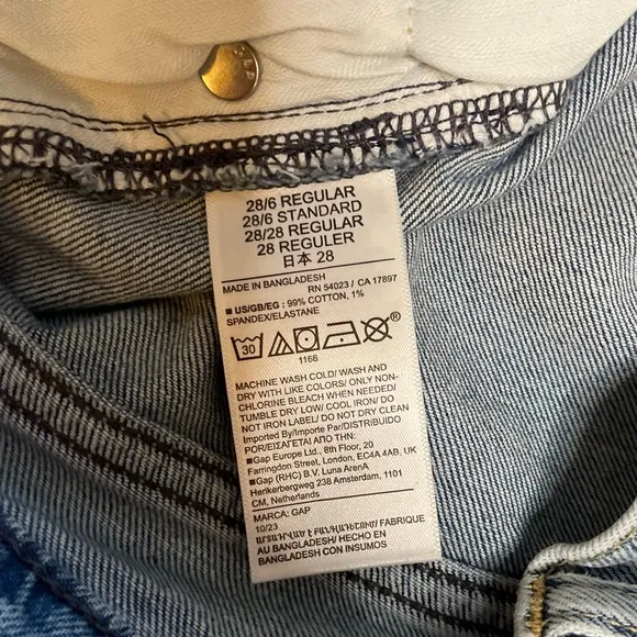 GAP High Rise '90s Loose Blue Denim Jeans in Vintage Light Wash Size 28