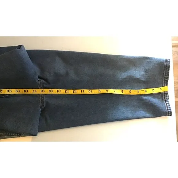 GLORIA VANDERBILT - WOMEN MEDIUM WASH SLIM CAPRI JEANS SIZE 8