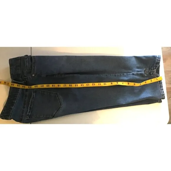 GLORIA VANDERBILT - WOMEN MEDIUM WASH SLIM CAPRI JEANS SIZE 8