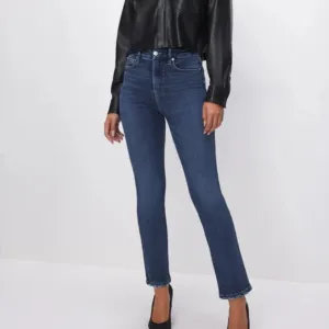 Good Legs Straight Jeans GLS960T