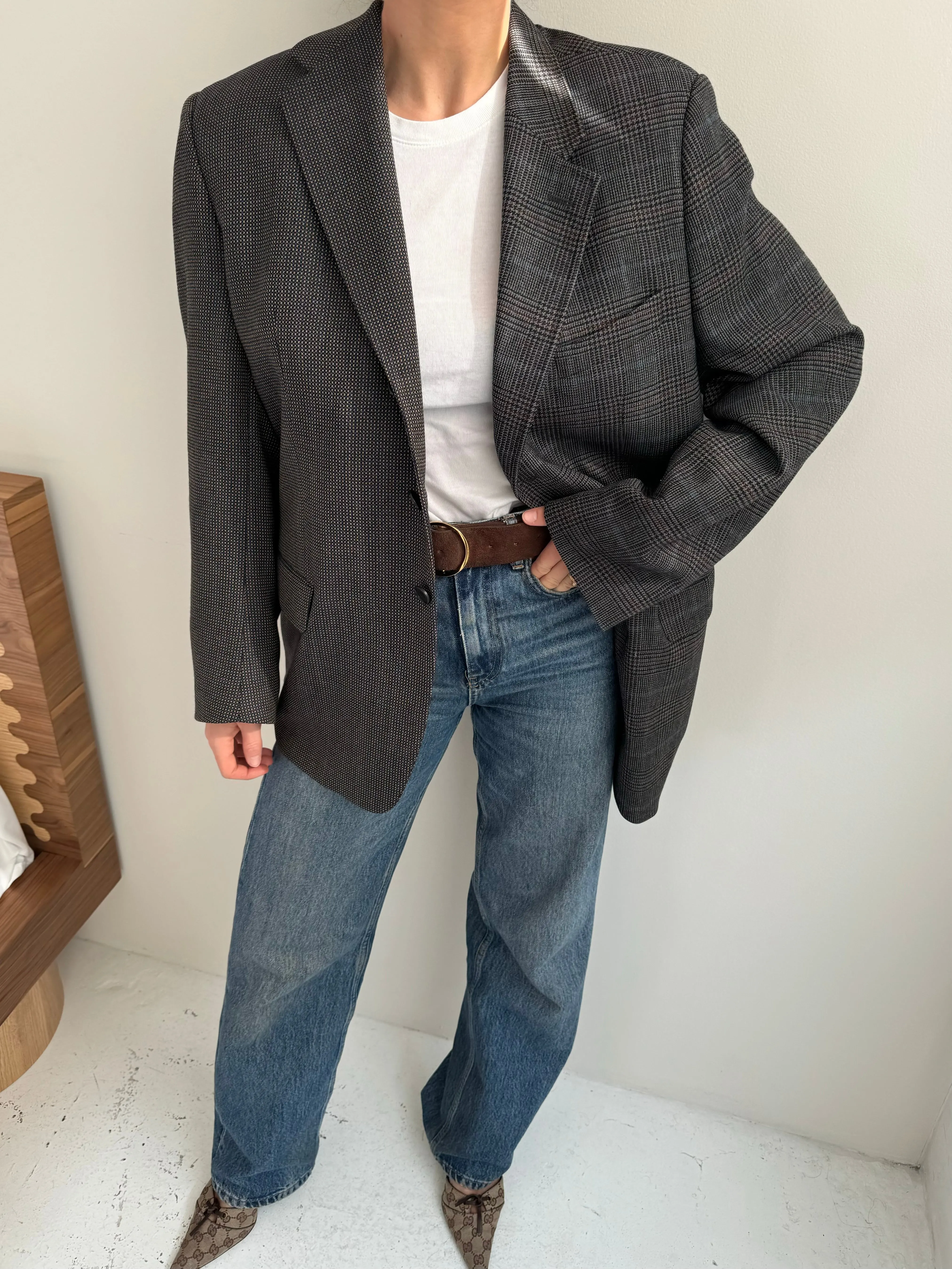 Grey plaid and speckered contrasted blazer