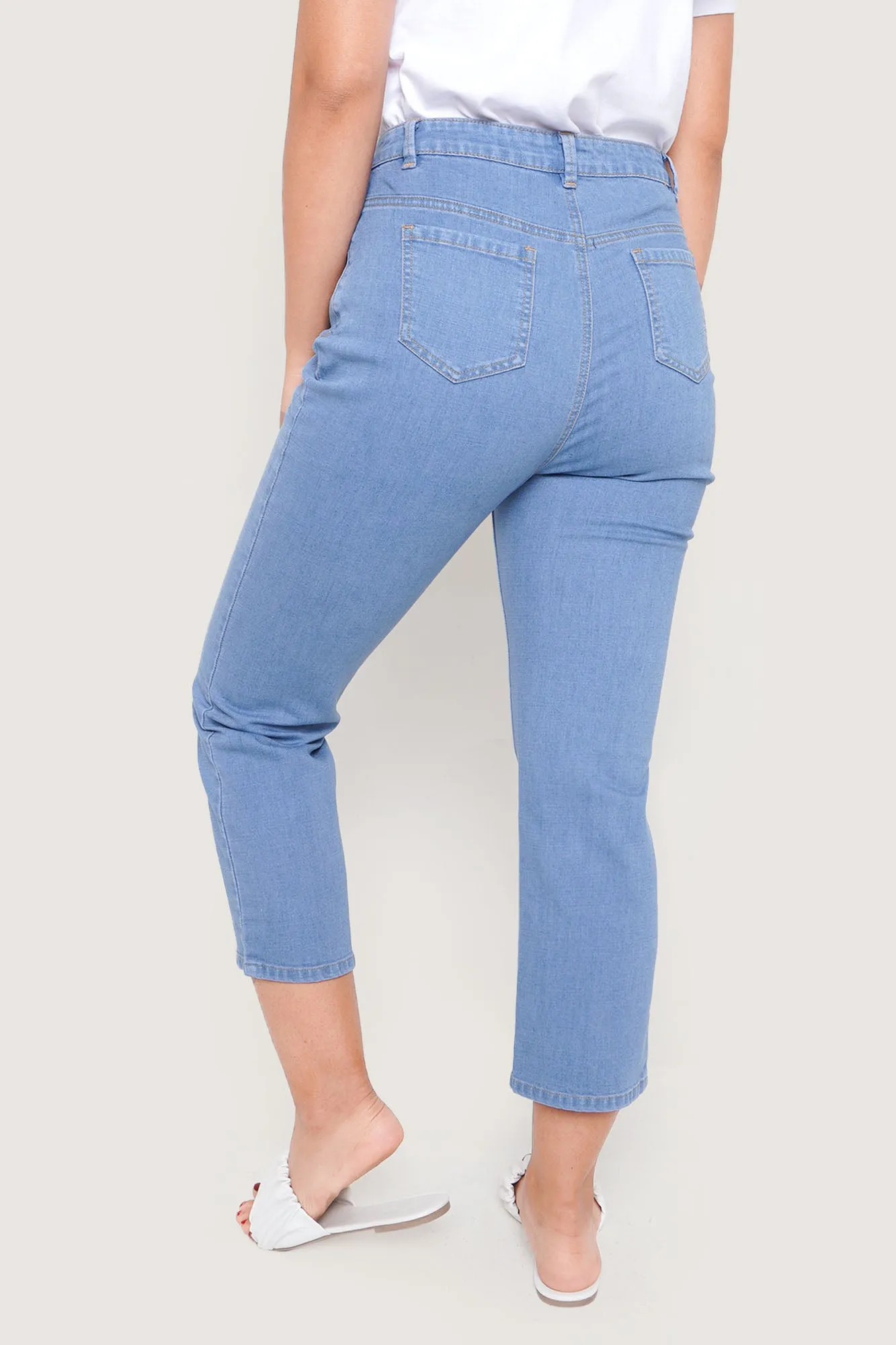 High Waist Slim Jeans