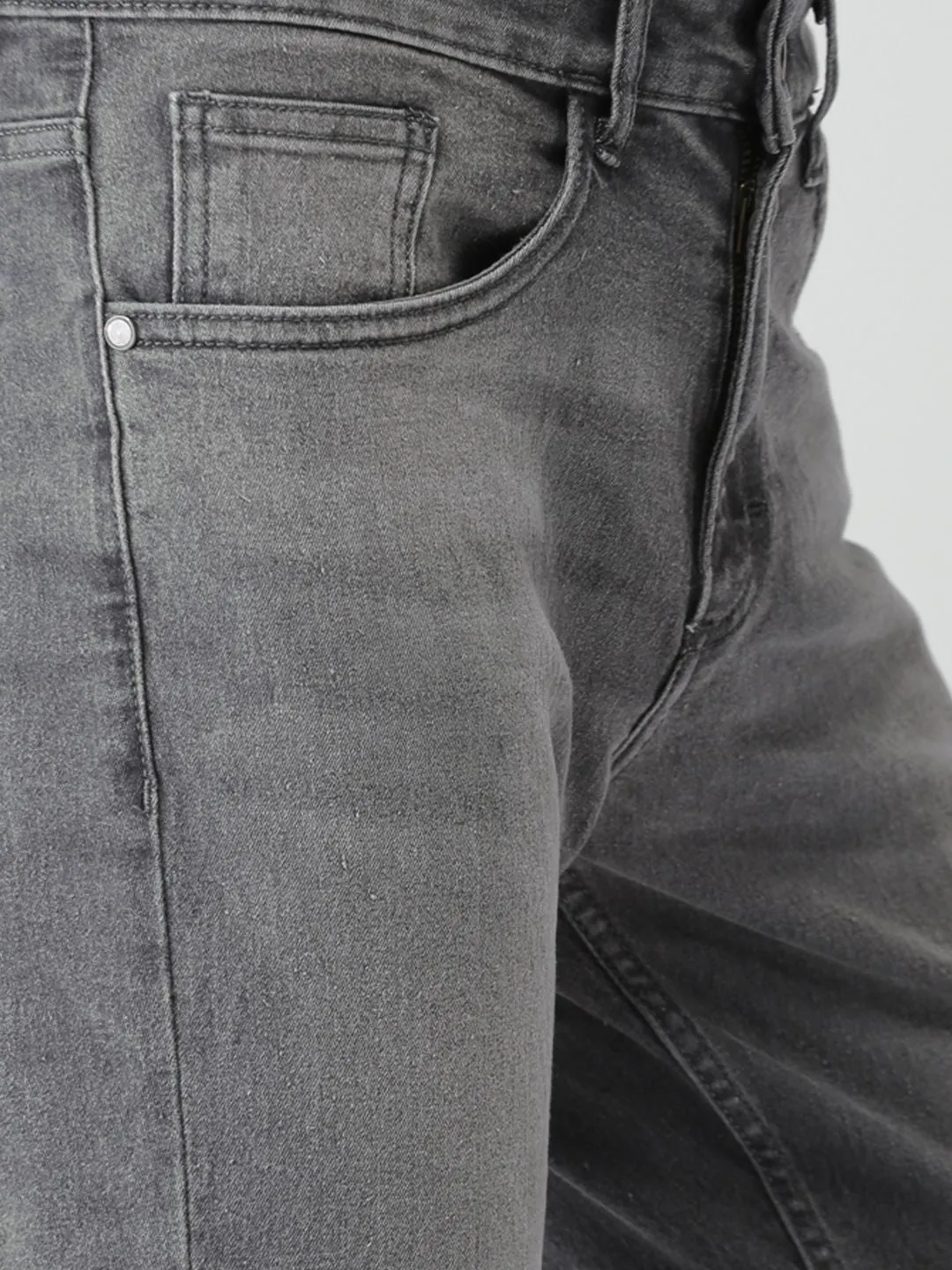 HIGHLANDER Men Charcoal Grey Slim Tapered Fit Clean Look Ankle Length Stretchable Jeans