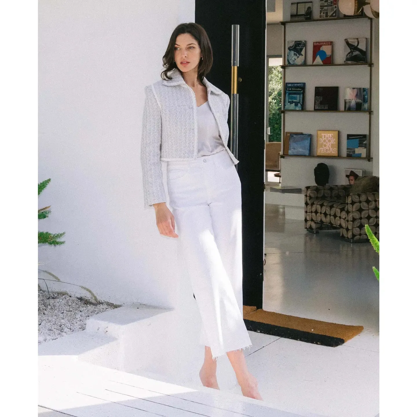 HR White Crop