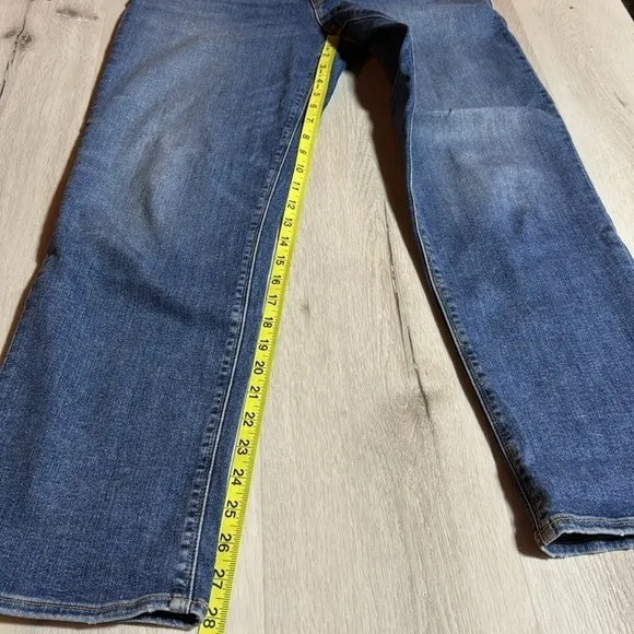 Hudson Jeans Nico Mid-Rise Straight Ankle w/ Rolled Hem, Med Wash, Size 30