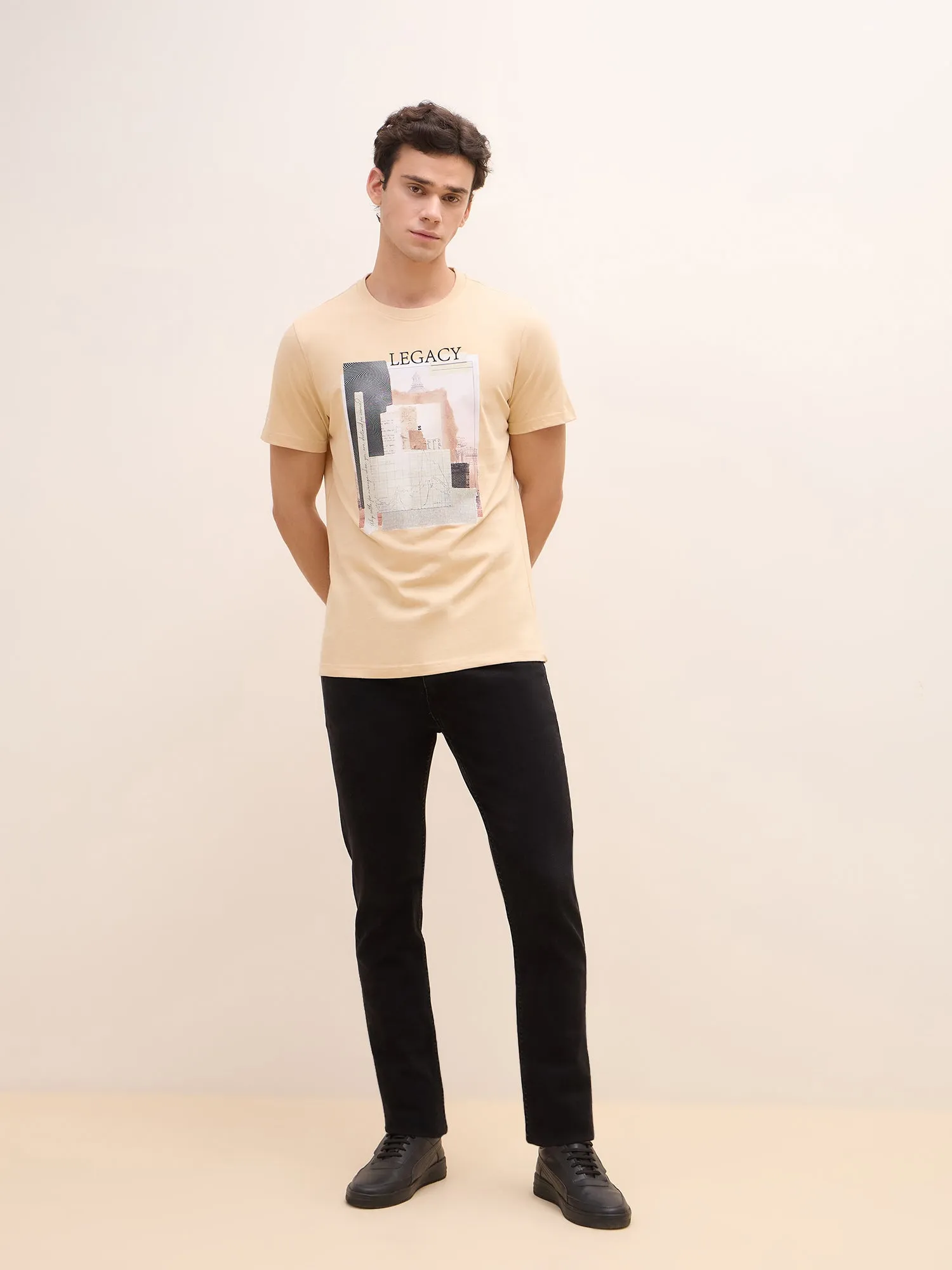 Iconic Men Black Slim Tapered Solid Jeans