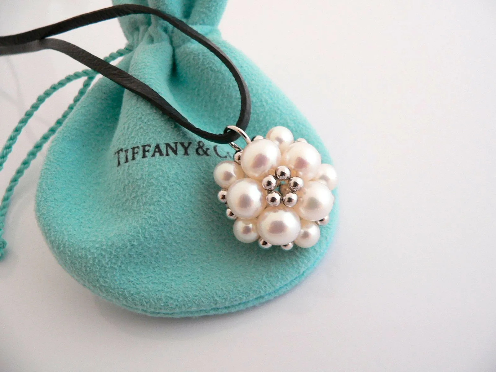 Iridesse Tiffany & Co Silver Pearl Cluster Necklace Pendant Extendable Gift Love