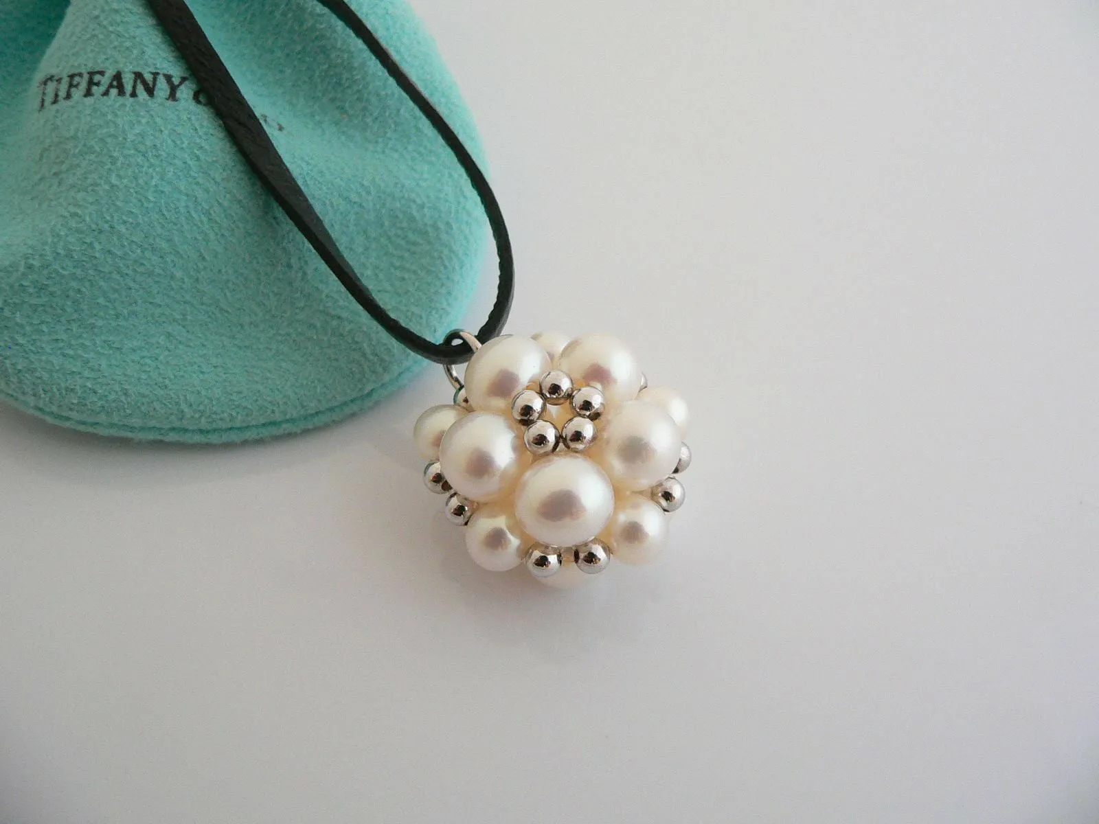 Iridesse Tiffany & Co Silver Pearl Cluster Necklace Pendant Extendable Gift Love