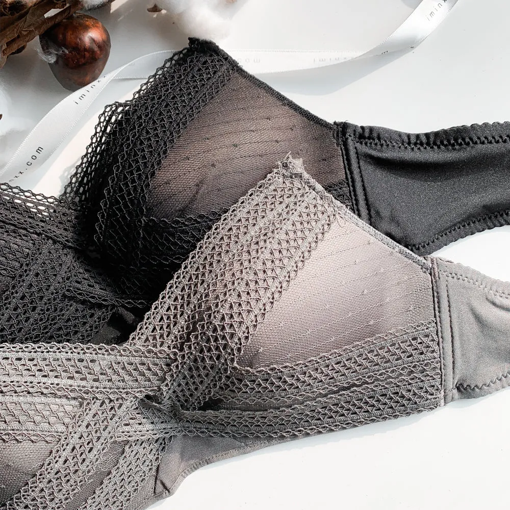 Irresistibly Comfy Lightly-Lined Soft Wireless Bra in Black (Size XL Only)
