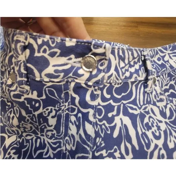 J McLaughlin Lexi Slim Stretch Jeans Womens Size 2 Blue White Floral Print NWOT