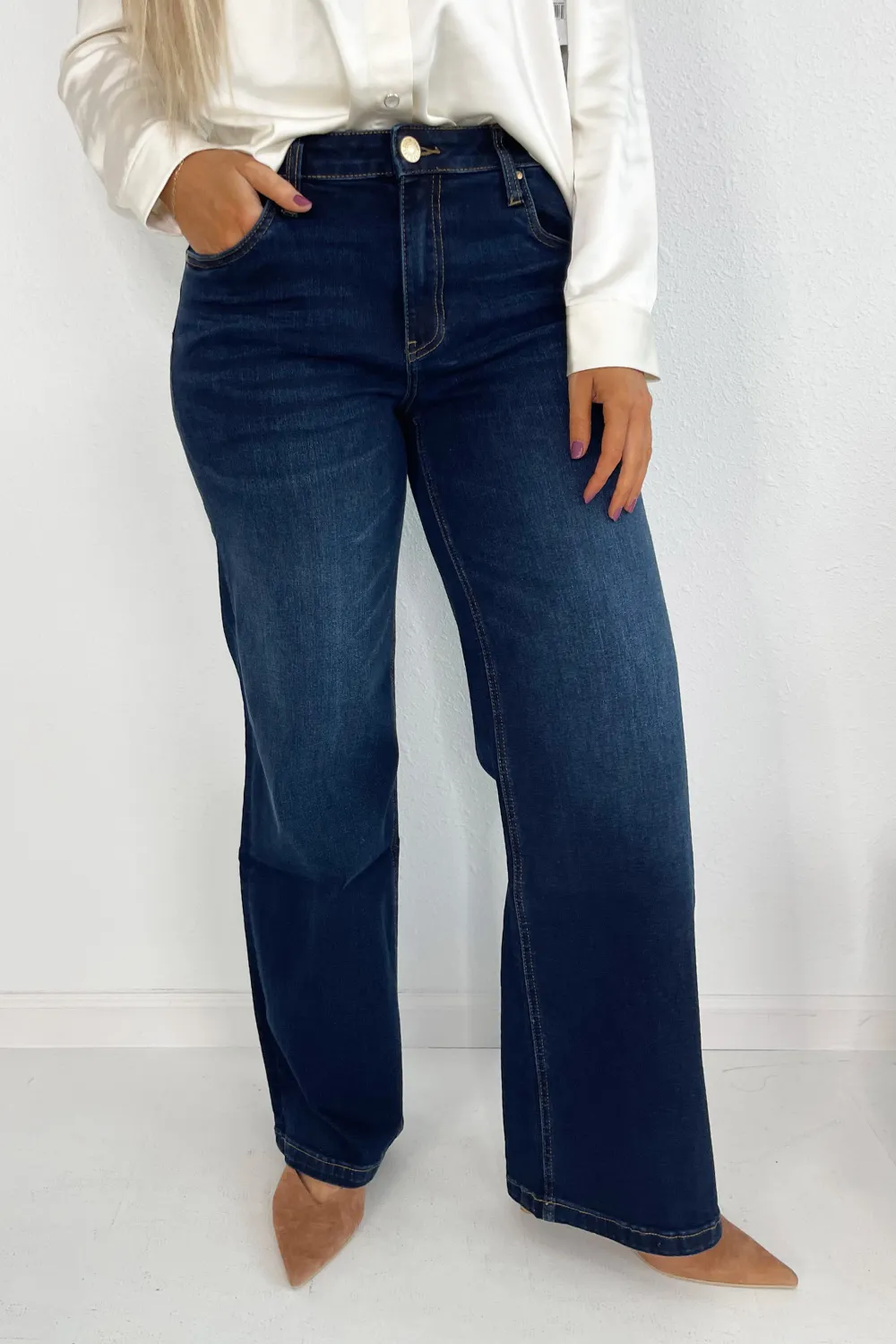 Jean High Rise Wide Leg Clean Hem