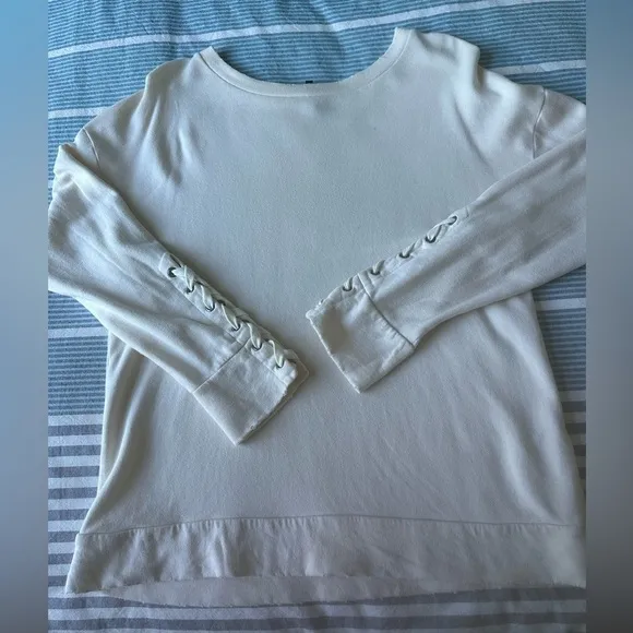 Joe’s Jeans Women’s pullover size small