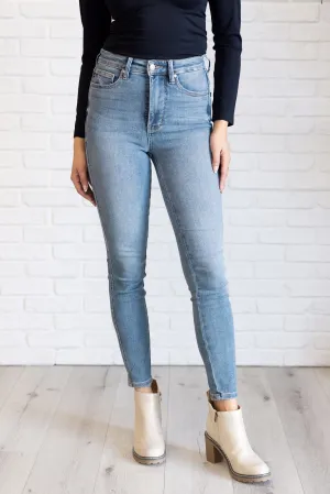 JUDY BLUE Justine High Rise Contrast Wash Skinny Jeans *TUMMY CONTROL*