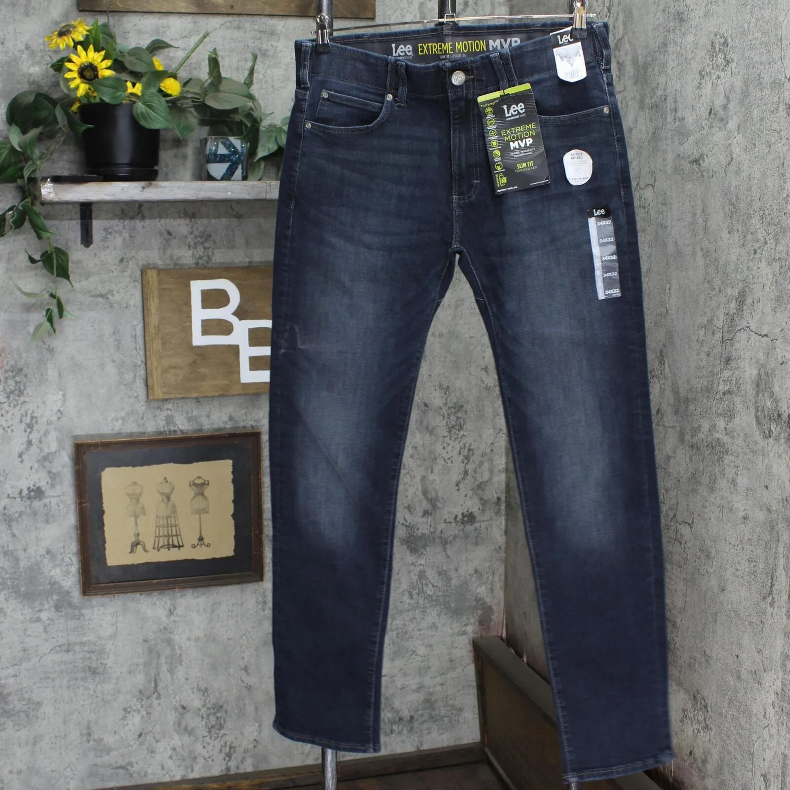 Lee Men's Extreme Motion MVP Slim-Fit Jeans 2018023