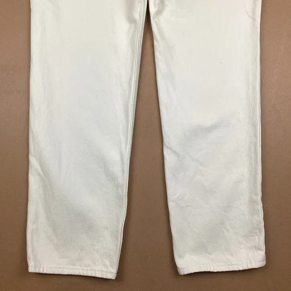 LEVI 70s Aritzia Premium High Slim Straight Jeans White