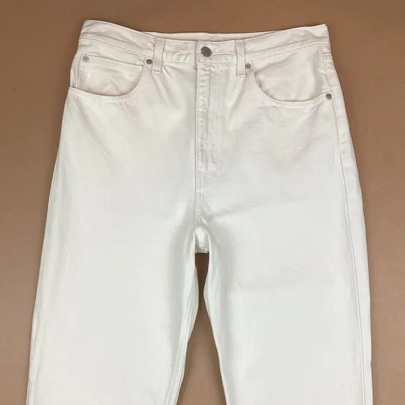 LEVI 70s Aritzia Premium High Slim Straight Jeans White