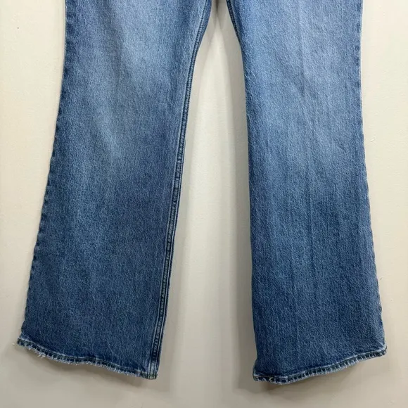 Levi’s Premium 70s High Flare Wide Leg Jeans in Sonoma Walks size 29